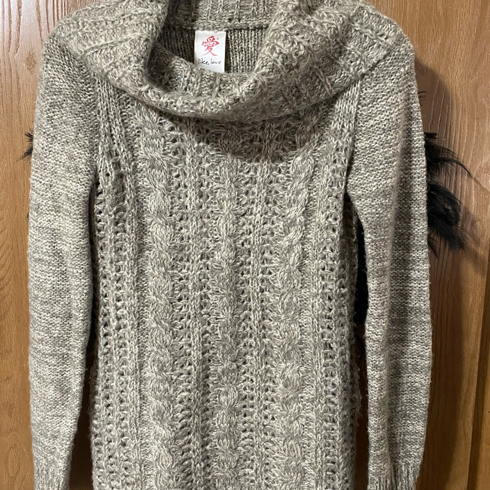 Alpaca mixed knit sweater